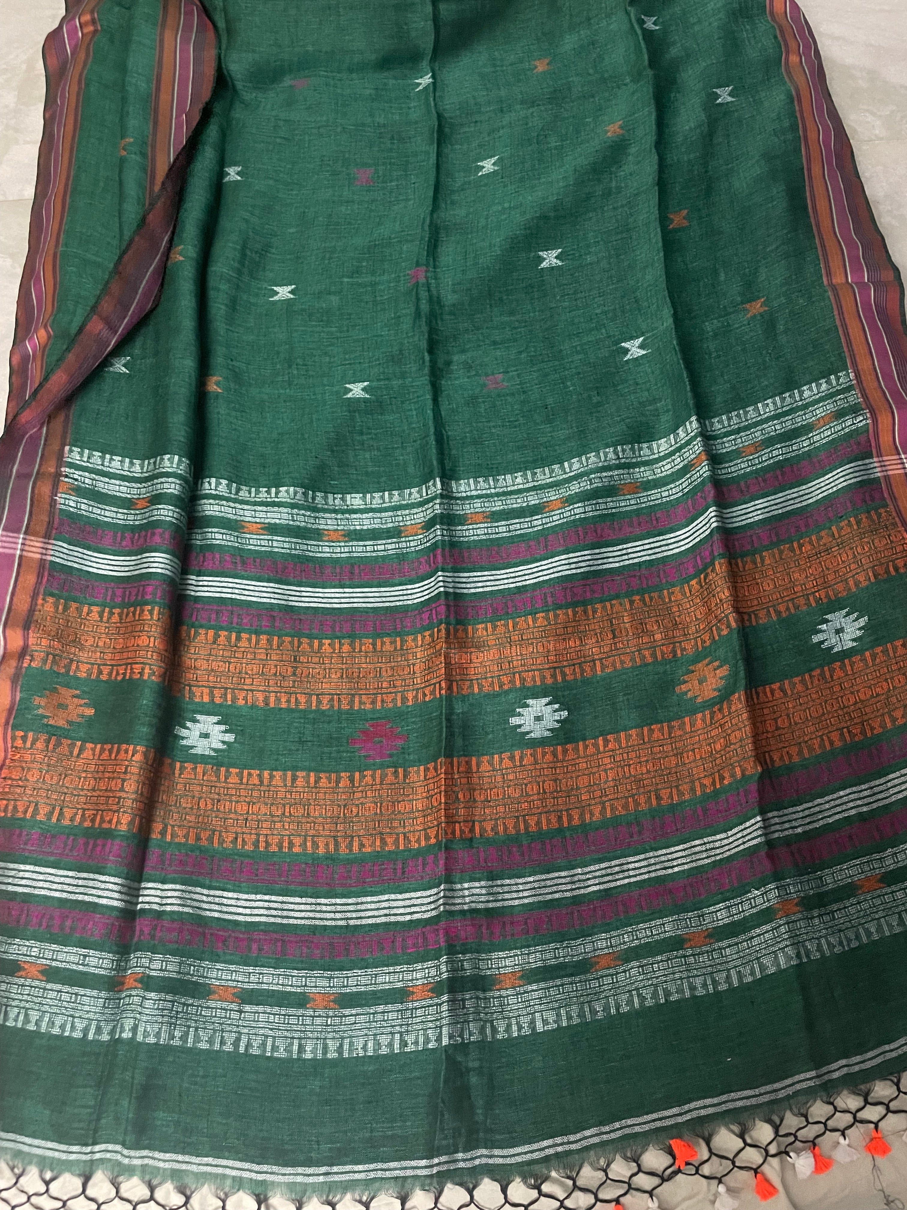Green Linen Bhujodi Saree
