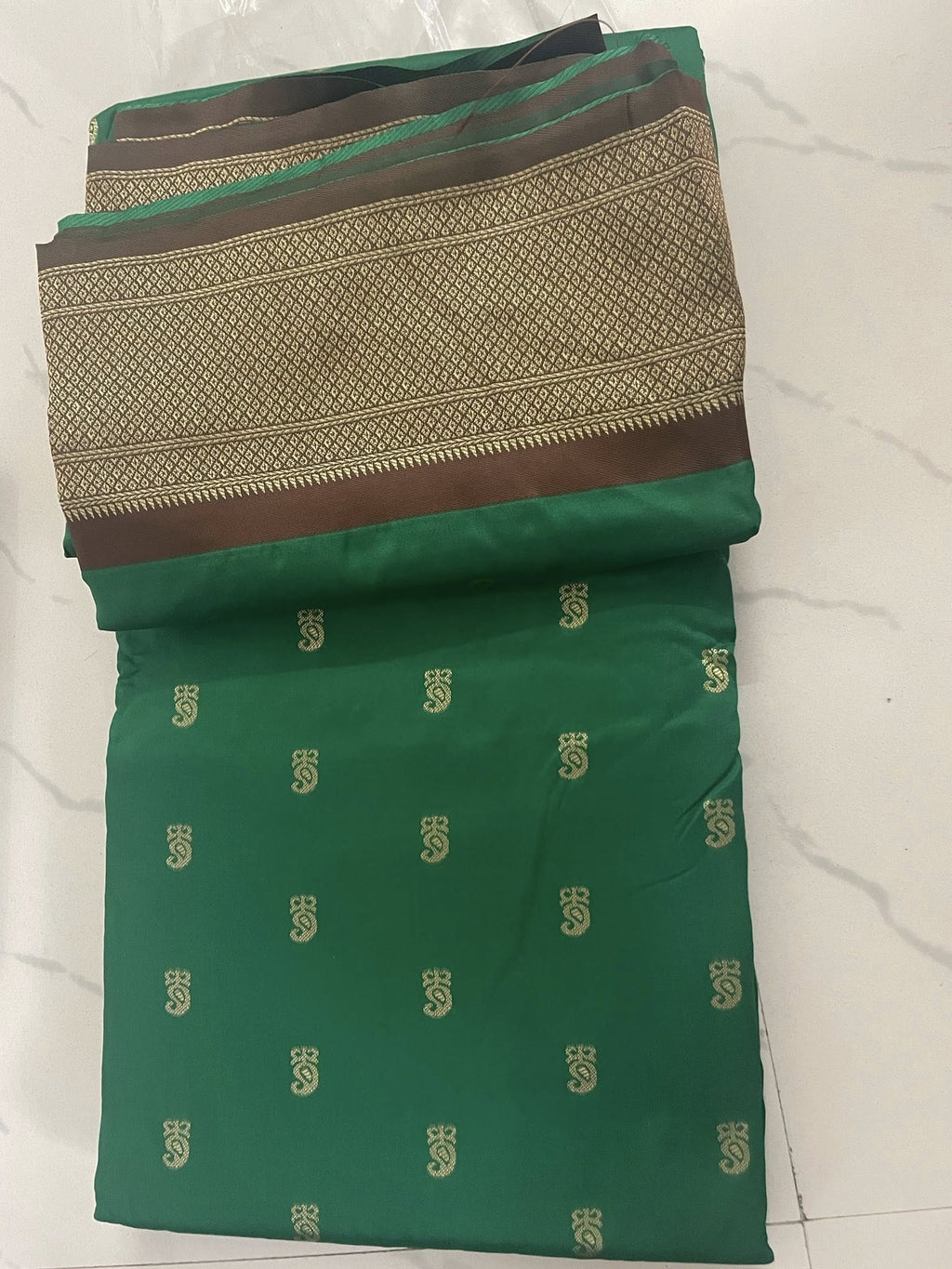 Paithani Silk Saree - Green with brown border - Classic to Modern